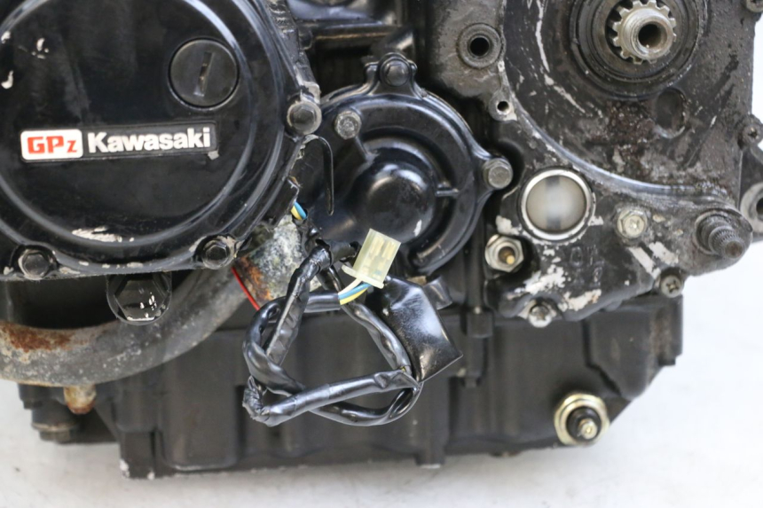 photo de ENGINE KAWASAKI GPZ RX 1000 (1986 - 1988) - Alternative perspective