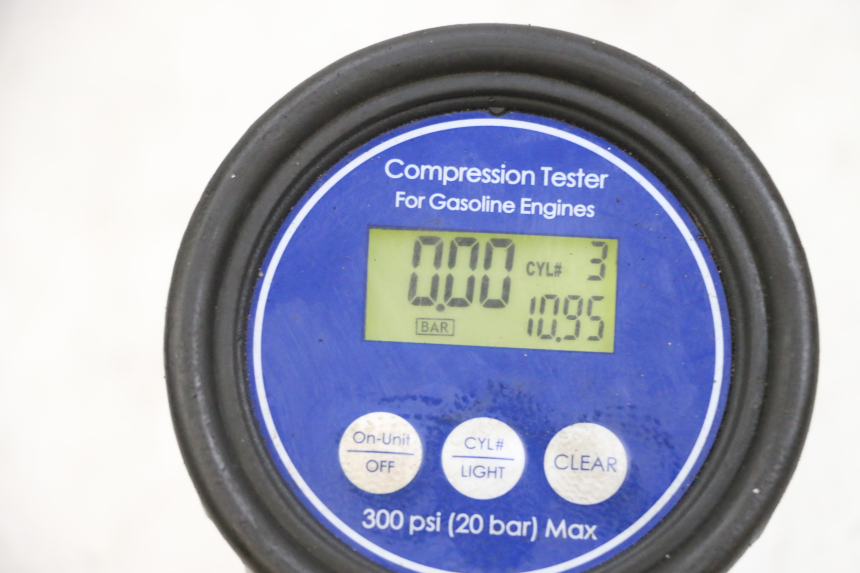 photo de ENGINE KAWASAKI GPZ RX 1000 (1986 - 1988) - Markings and original references