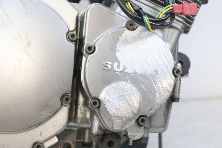 photo de ENGINE SUZUKI GSF N BANDIT 600 (1996 - 1999) - Surface and material condition