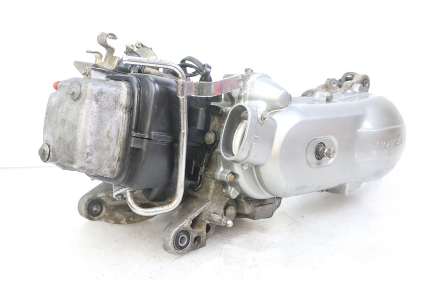 photo de ENGINE HONDA SCV LEAD 100 (2003 - 2007)