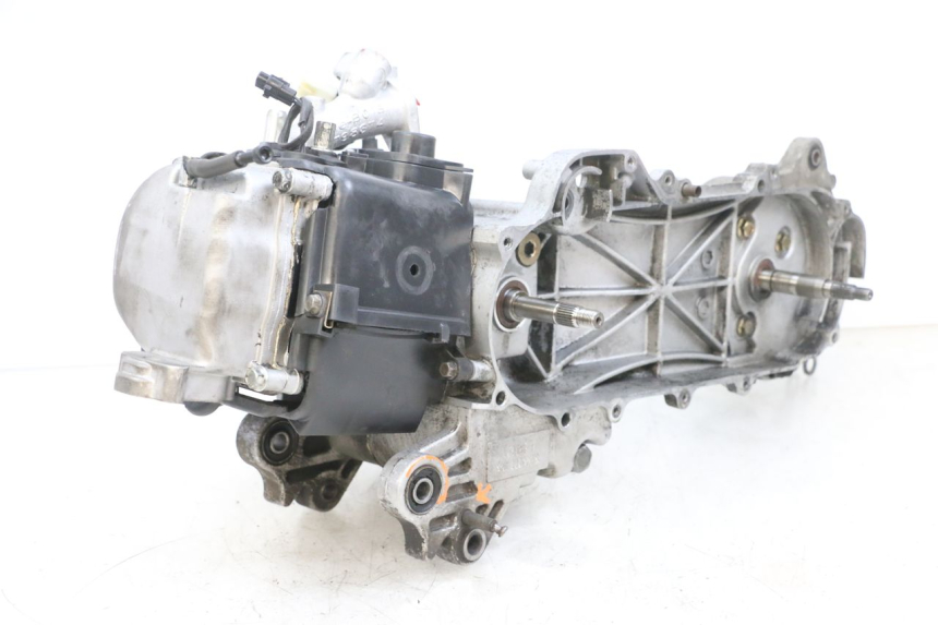 photo de ENGINE PEUGEOT KISBEE 4T 50 (2018 - 2022) - Focus on structure