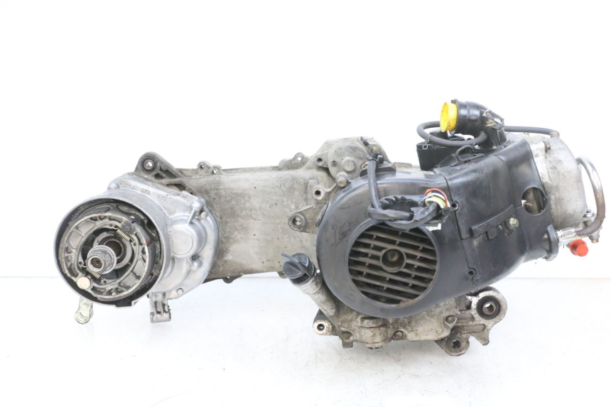 photo de ENGINE PEUGEOT KISBEE 4T 50 (2010 - 2017) - Detailed visual inspection