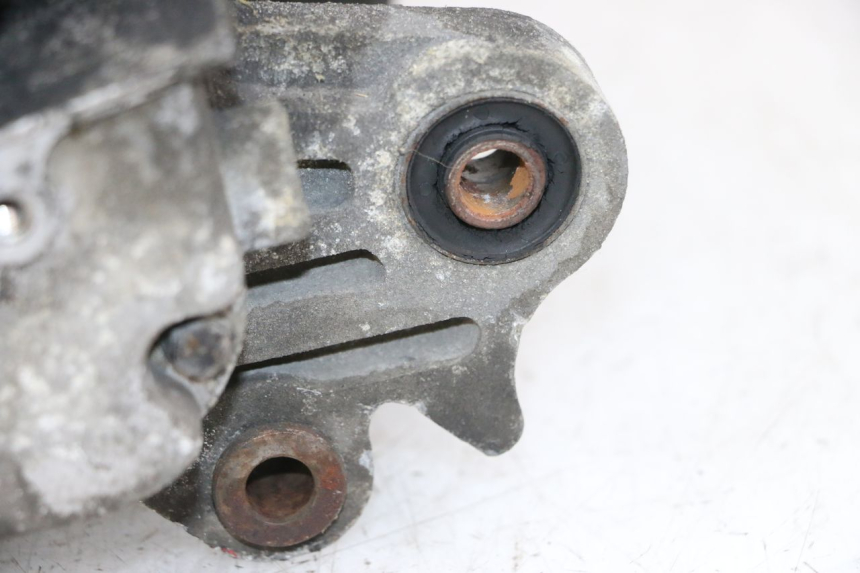 photo de ENGINE PEUGEOT KISBEE 4T 50 (2018 - 2022) - Additional view of the item