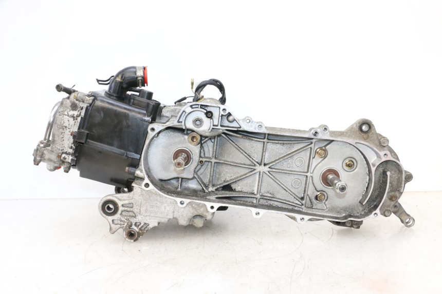 photo de ENGINE PEUGEOT KISBEE 4T 50 (2010 - 2017) - Main view