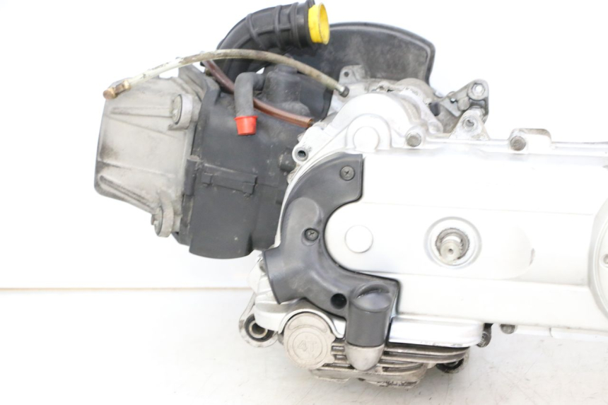 photo de ENGINE PIAGGIO LXV 4T 50 (2009 - 2013)