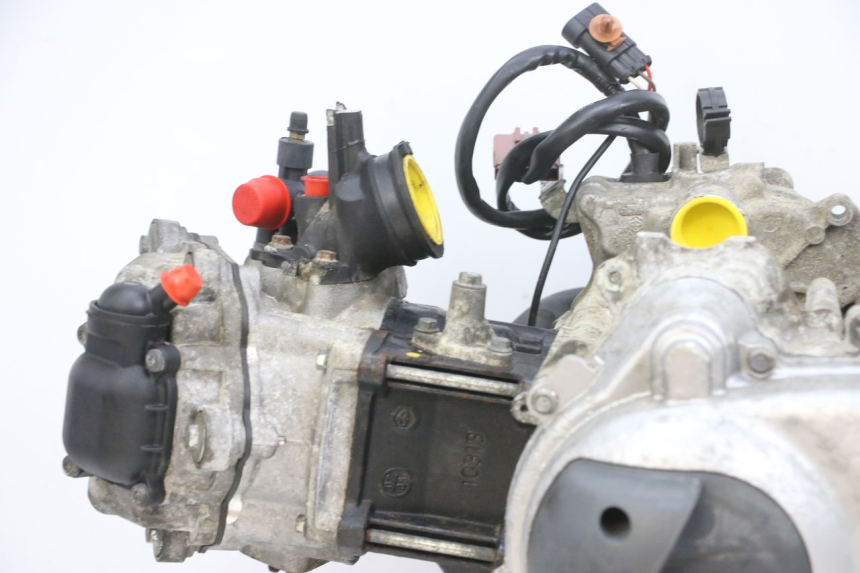 photo de ENGINE PIAGGIO MP3 RL 250 (2007 - 2010) - Alternative angle