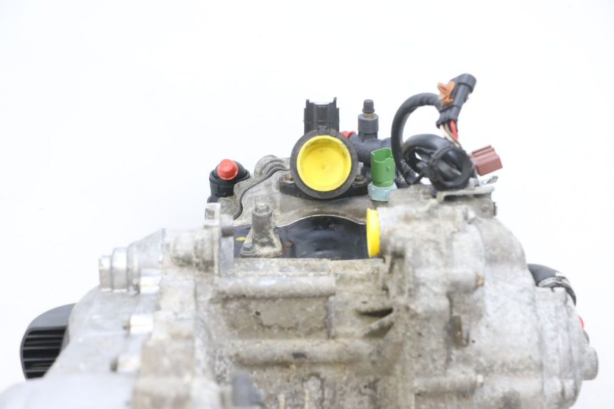 photo de ENGINE PIAGGIO MP3 RL 250 (2007 - 2010) - Surface and material condition