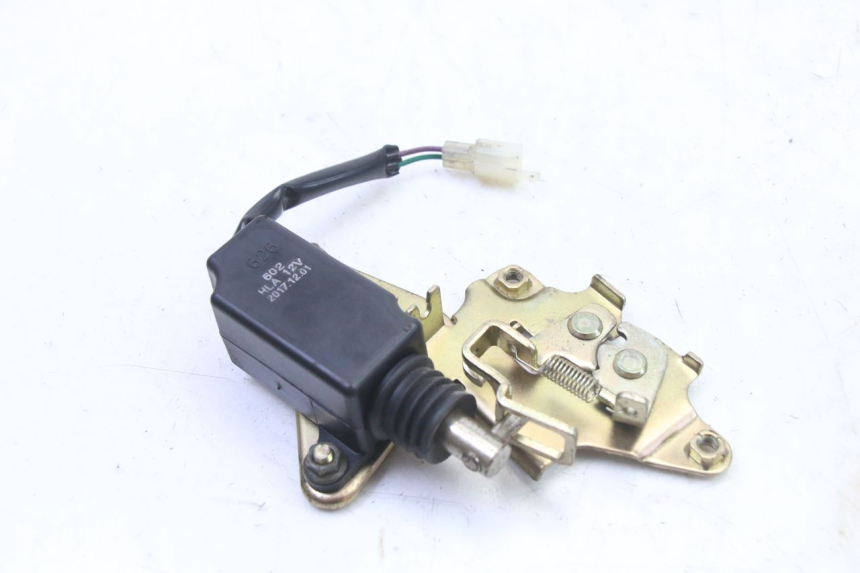 photo de TRUNK OPENING MOTOR SYM FIDDLE 3 III 125 (2014 - 2020)