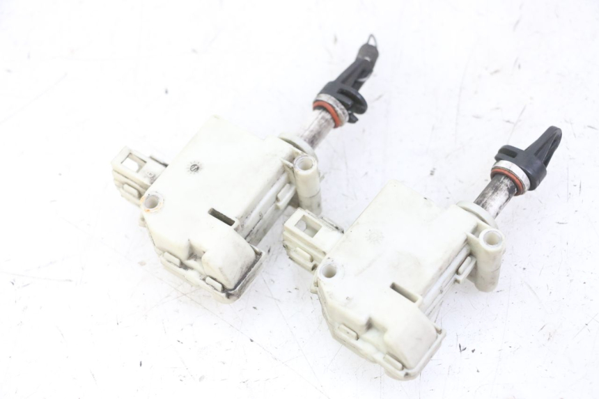photo de SEAT LOCK ENGINE PIAGGIO MP3 LT 300 (2010 - 2016)