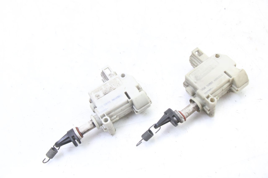 photo de SEAT LOCK ENGINE PIAGGIO MP3 500 (2011 - 2015)