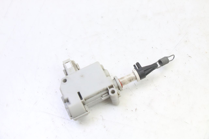 photo de SEAT LOCK ENGINE PIAGGIO MP3 RL 250 (2007 - 2010)