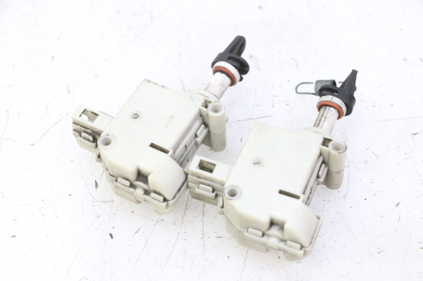 photo de SEAT LOCK ENGINE PIAGGIO MP3 500 (2011 - 2015)