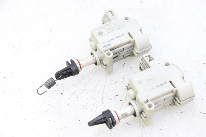 photo de SEAT LOCK ENGINE PIAGGIO MP3 500 (2011 - 2015)