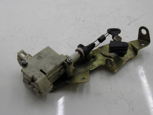photo de SEAT LOCK ENGINE PIAGGIO BEVERLY 125 (2005 - 2007) - Main view