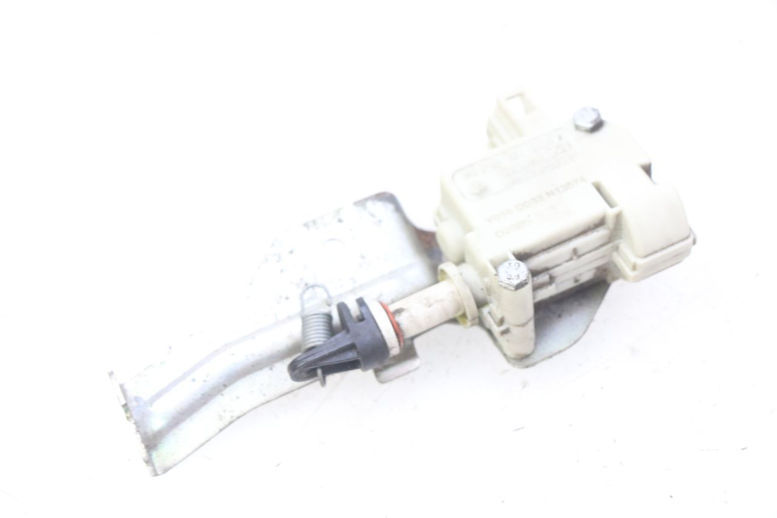 photo de TRUNK OPENING MOTOR PIAGGIO LIBERTY IGET 4T 50 (2015 - 2020)