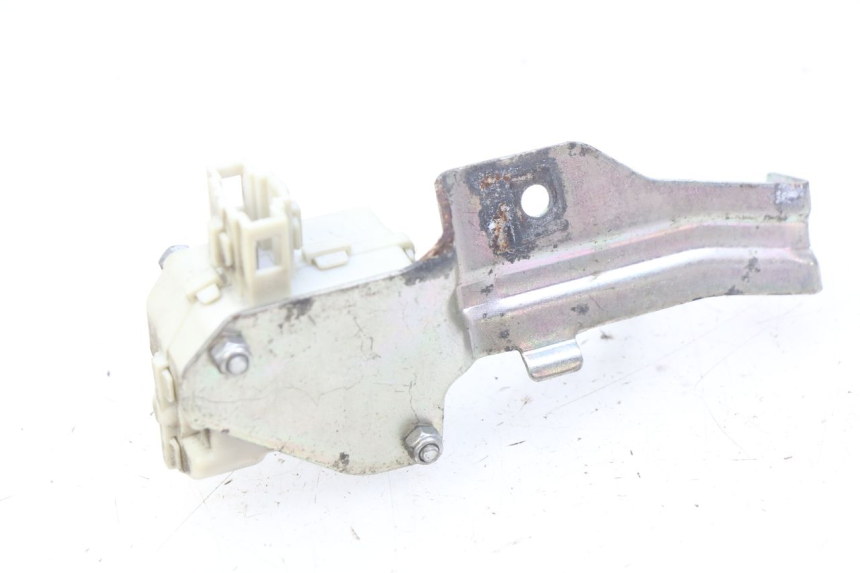 photo de TRUNK OPENING MOTOR PIAGGIO LIBERTY IGET 4T 50 (2015 - 2020)