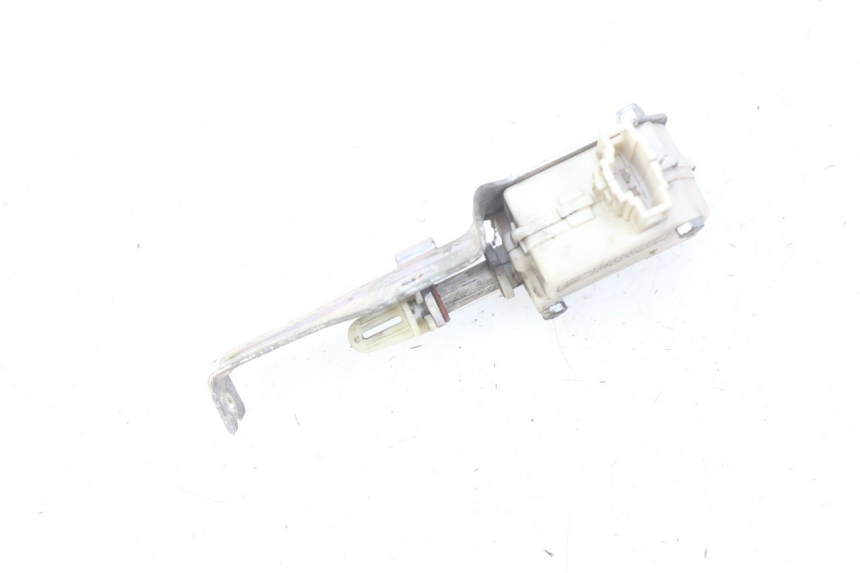 photo de TRUNK OPENING MOTOR PIAGGIO LIBERTY IGET 4T 50 (2015 - 2020)