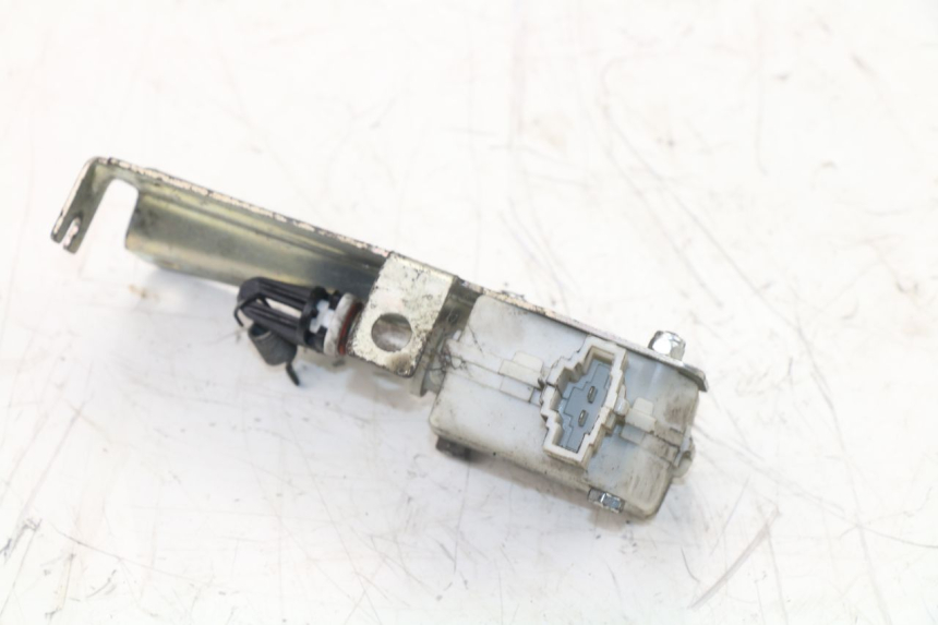 photo de SEAT LOCK ENGINE PIAGGIO X10 500 (2012 - 2018)
