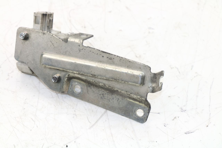 photo de SEAT LOCK ENGINE PIAGGIO X10 500 (2012 - 2018)