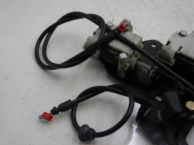 photo de SEAT LOCK ENGINE PIAGGIO X8 125 (2004 - 2007)