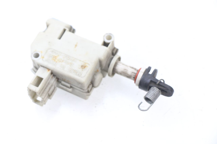 photo de SEAT LOCK ENGINE PIAGGIO PRIMAVERA 125 (2013 - 2021) - Component detail