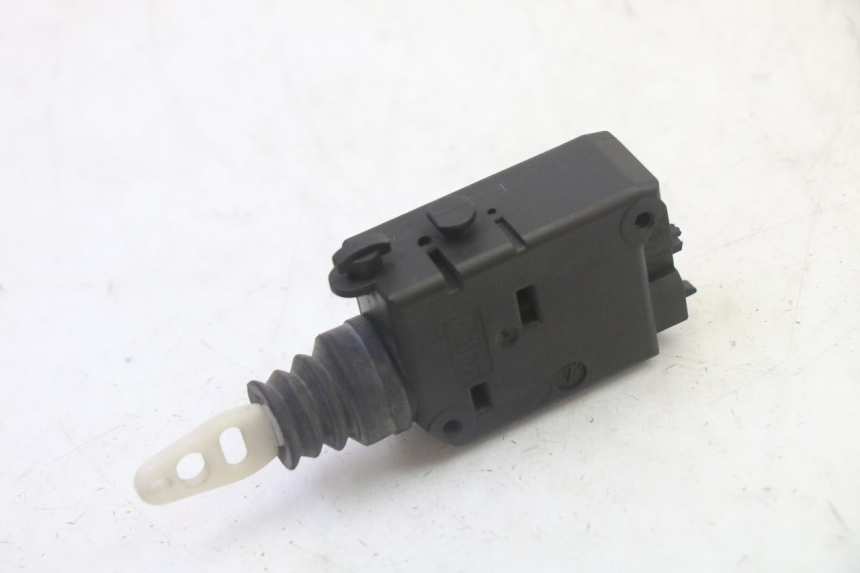 photo de TRUNK OPENING MOTOR PEUGEOT SATELIS 125 (2010 - 2012)