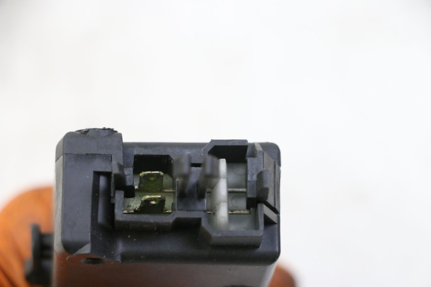 photo de TRUNK OPENING MOTOR PEUGEOT SATELIS 125 (2006 - 2009)