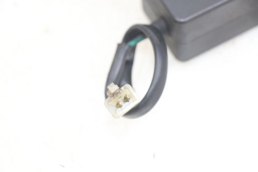 photo de TRUNK OPENING MOTOR SYM GTS EFI 125 (2012 - 2016)