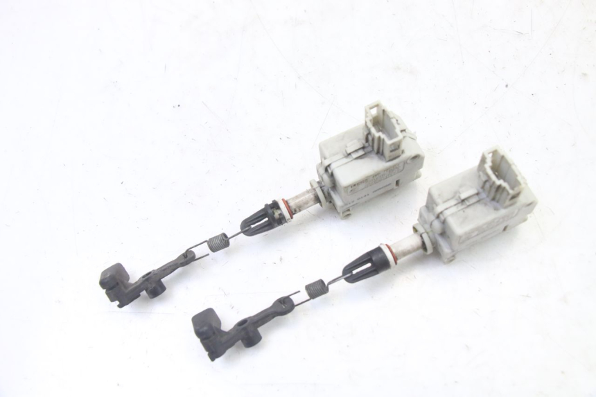 photo de SEAT LOCK ENGINE PIAGGIO XEVO - X EVO 125 (2007 - 2016)