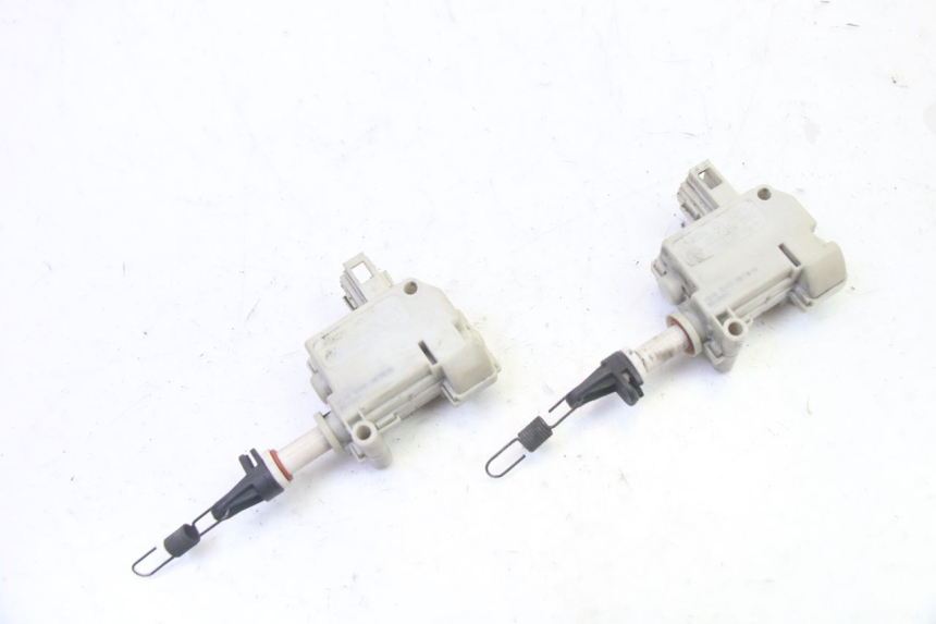 photo de SEAT LOCK ENGINE PIAGGIO XEVO - X EVO 125 (2007 - 2016)