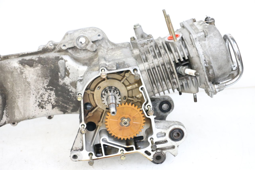 photo de ENGINE PEUGEOT KISBEE 4T 50 (2010 - 2017)