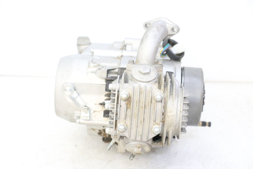 photo de ENGINE APOLLO RFZ 125