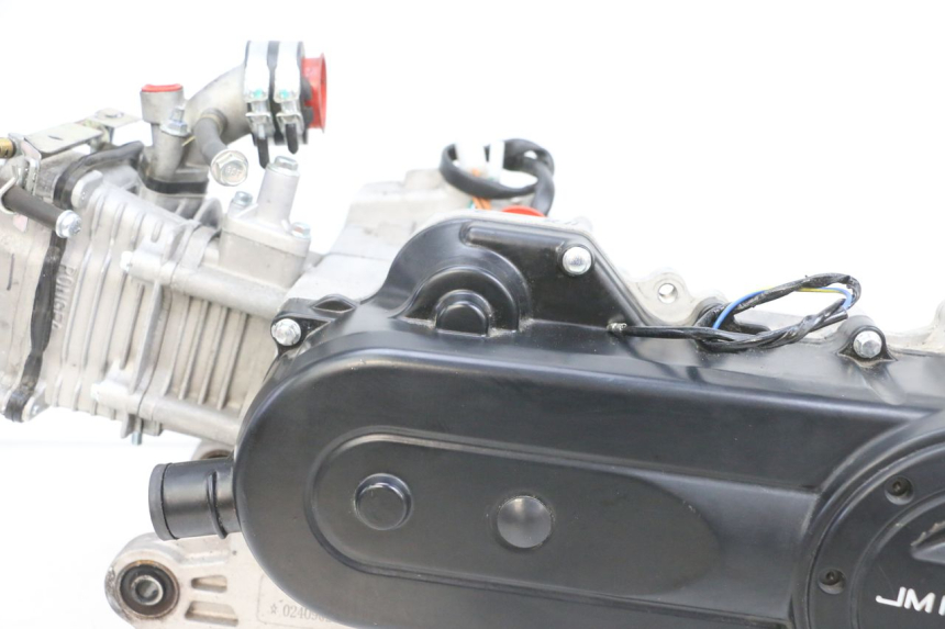 photo de ENGINE JM MOTORS SANTANA EVO 50 (2024 - 2026) - Alternative angle