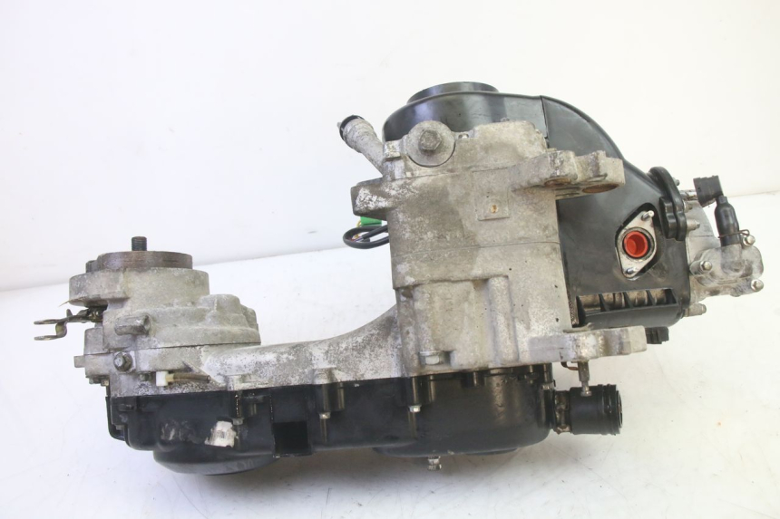 photo de ENGINE SUKIDA TOP 1 50 (2003 - 2010) - High-resolution close-up