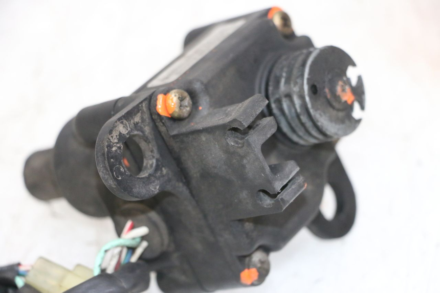 photo de EXHAUST VALVE ENGINE HONDA NSR R 125 (1994 - 2003) - Component detail