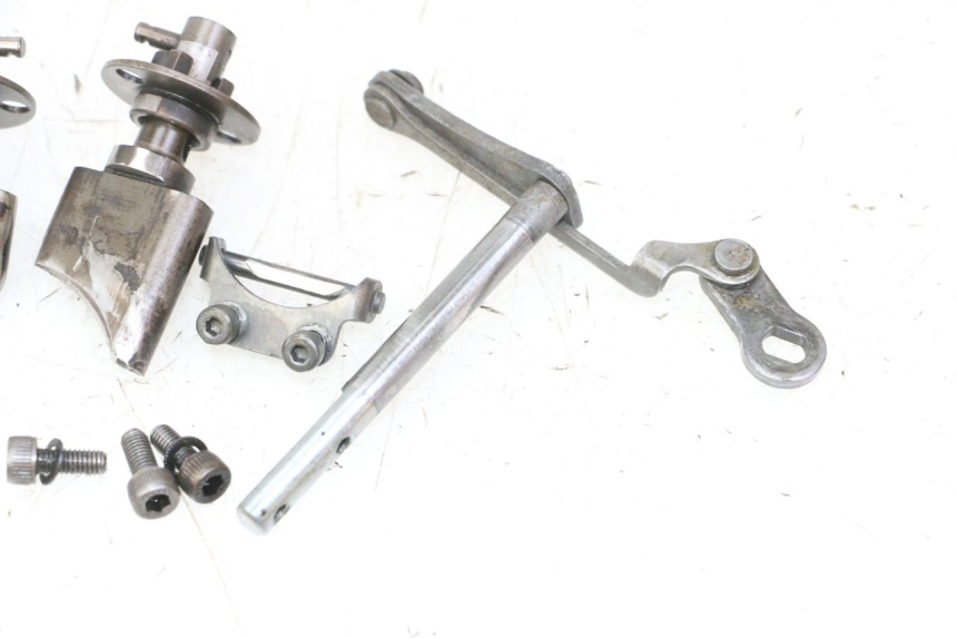 photo de EXHAUST VALVE ENGINE YAMAHA YZ 125 (1998 - 2005)