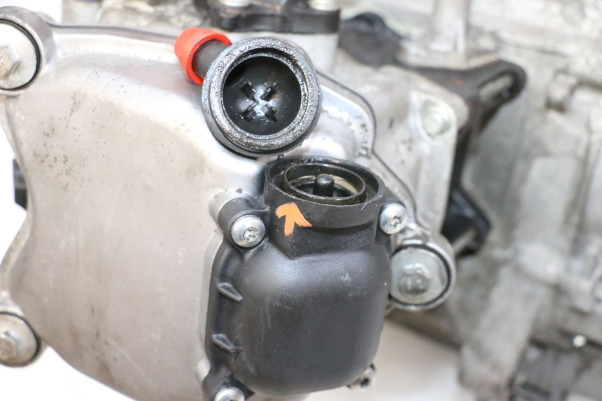 photo de ENGINE PIAGGIO VESPA GTS SUPER IE 125 (2009 - 2016) - Fixing points details