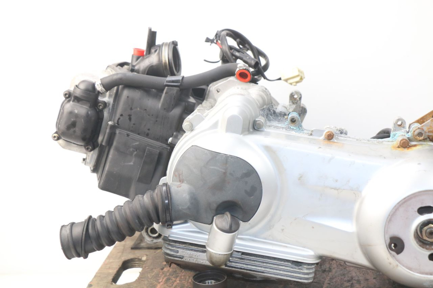 photo de ENGINE PIAGGIO VESPA LX IE 125 (2010 - 2012)