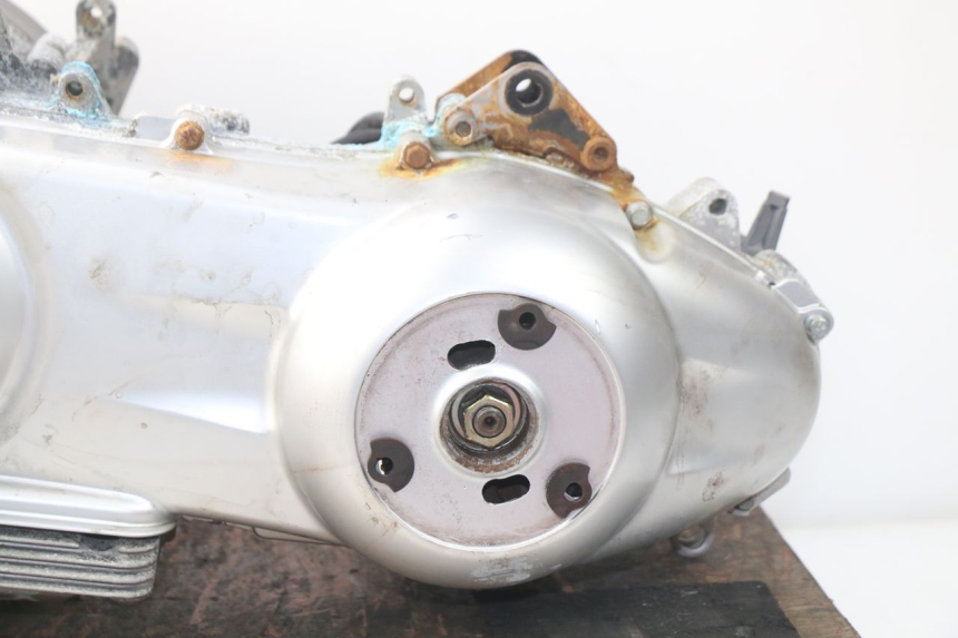 photo de ENGINE PIAGGIO VESPA LX IE 125 (2010 - 2012)