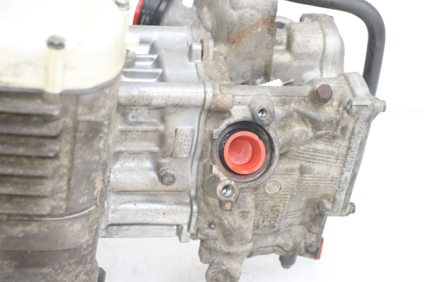 photo de ENGINE YAMAHA XMAX X-MAX 125 (2006 - 2009) - Alternative perspective