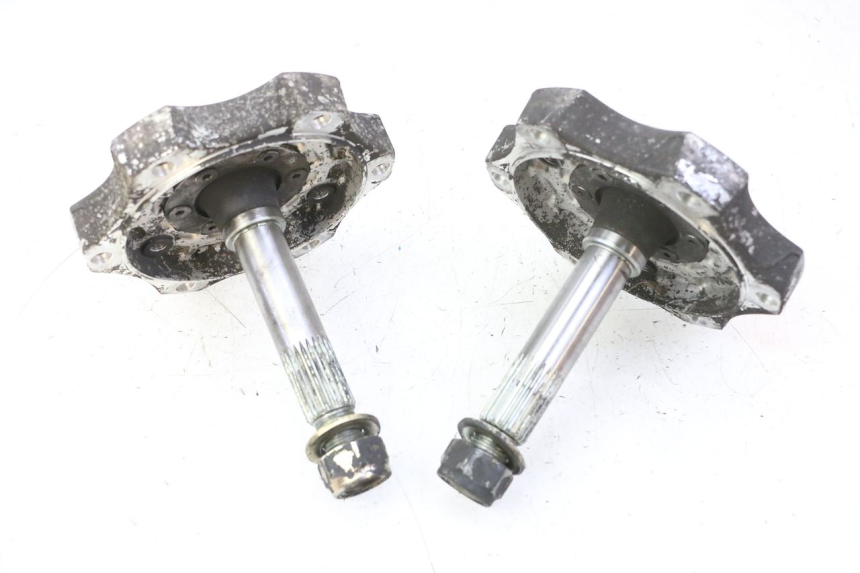 photo de REAR WHEEL HUB QUADRO 4 4D 350 (2015 - 2018)