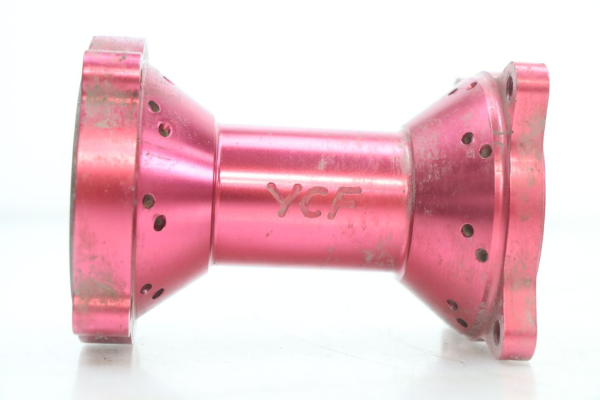 photo de REAR WHEEL HUB YCF PIT BIKE 125 (2010 - 2018)