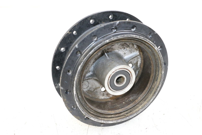 photo de REAR WHEEL HUB YAMAHA PW 80 (1983 - 2014)