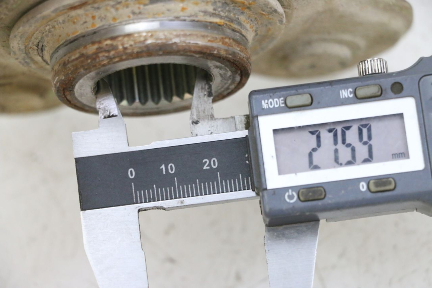 photo de REAR WHEEL HUB YAMAHA YFM BRUIN 350 (2003 - 2009)