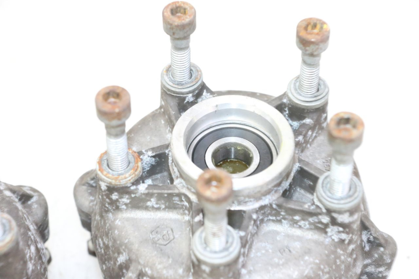 photo de FRONT WHEEL HUB PIAGGIO MP3 RL 250 (2007 - 2010)
