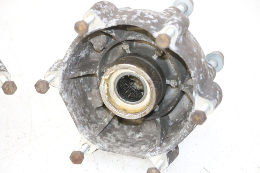 photo de FRONT WHEEL HUB PIAGGIO MP3 RL 250 (2007 - 2010)