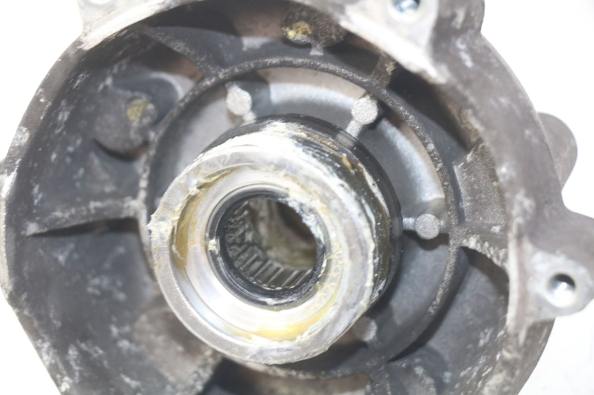 photo de FRONT WHEEL HUB PIAGGIO VESPA GTS IGET ABS 125 (2017 - 2023)