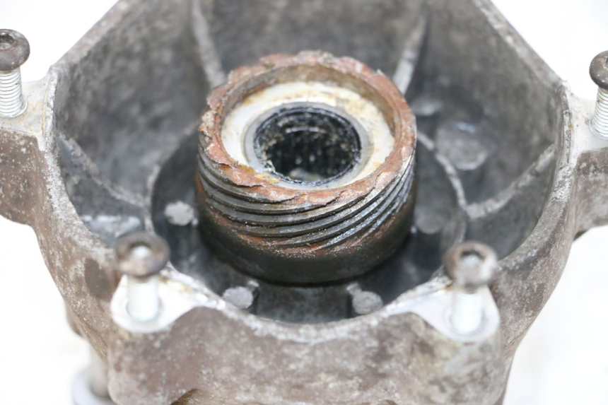 photo de FRONT WHEEL HUB PIAGGIO VESPA GTS SUPER IE 125 (2009 - 2016) - Product overview