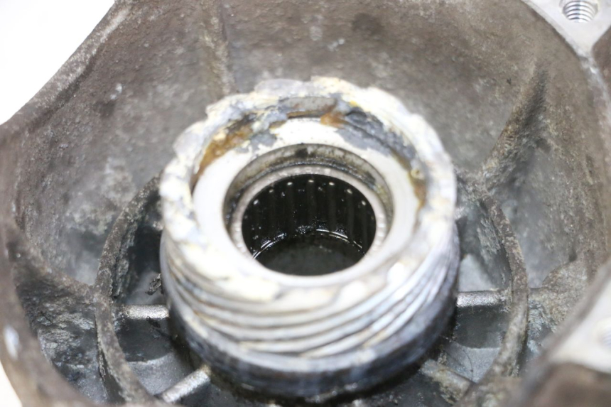 photo de FRONT WHEEL HUB PIAGGIO VESPA S 2T 50 (2007 - 2014)