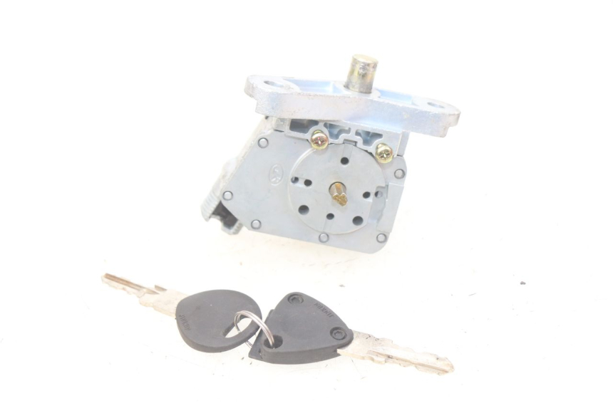 photo de IGNITION SWITCH MBK BOOSTER SPIRIT NAKED 50 (2004 - 2017)